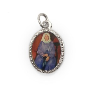 MD103700P10 - Medalha de Alumínio Oval Grande Prata c/ 10un. Nhá Chica- 2x1,3cm