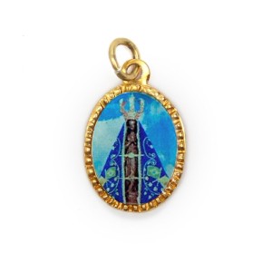 MD103007P10 - Medalha de Alumínio Oval Dourada c/ 10un. N. Sra. Aparecida - 2X1,3cm